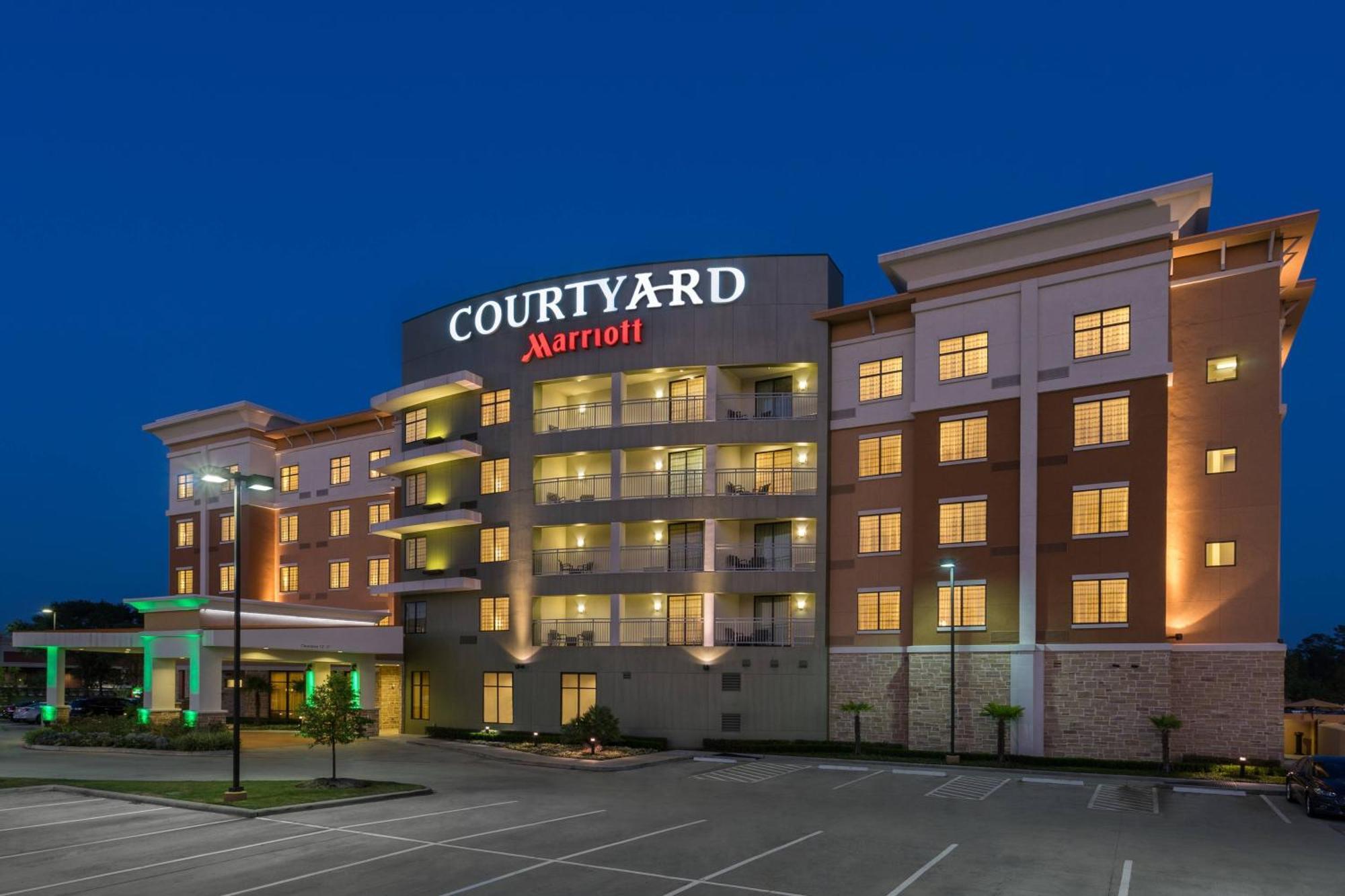 Courtyard By Marriott Houston Kingwood Hotel Kinwood Exterior photo